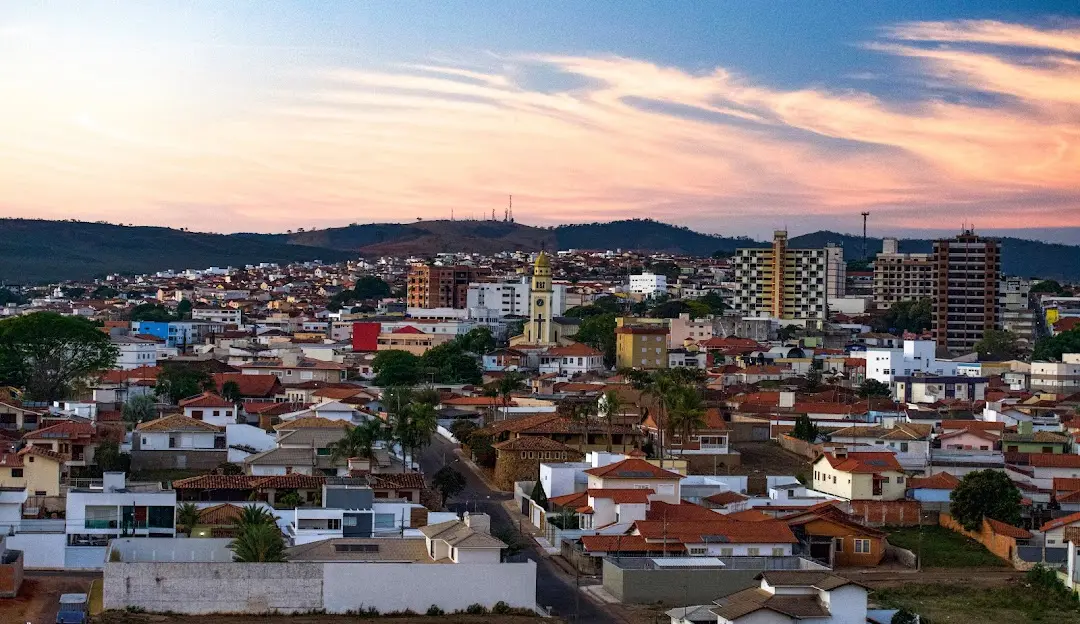 Três Pontas cityscape